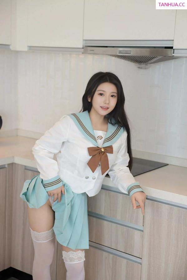   [XiuRen]高清写真图 2025.06.09 No.10379 林嘉馨 JK制服第13张图片